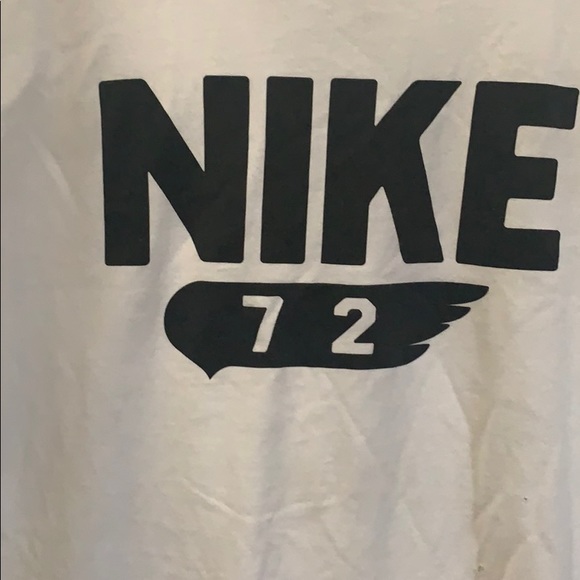 Men’s White Nike T-Shirt - Picture 2 of 4